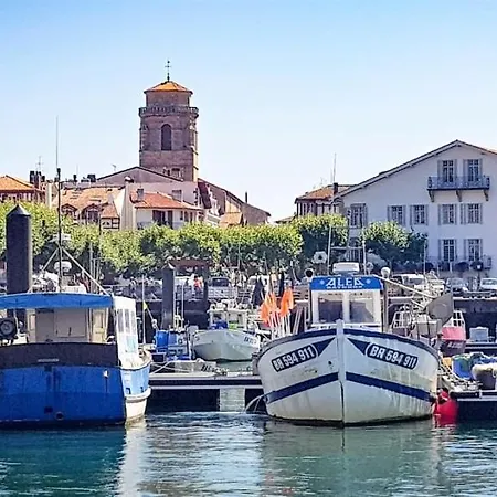 Republique Plein Centre Historique Et A 2 Pas De La Grande Apartment